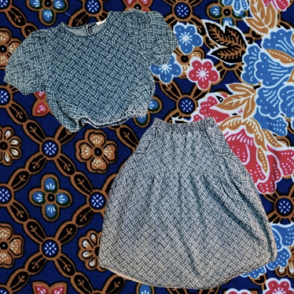 Textured Two-Piece Denim Skirt Set - Picture 3 of 16